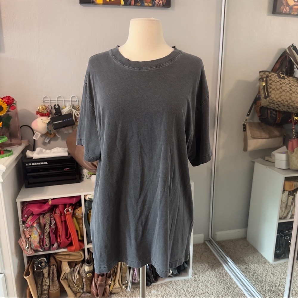 Richie Le Dark Grey Basic Tee